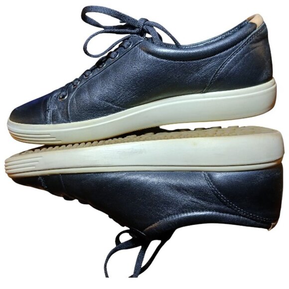 ECCO Soft Black Leather Sneakers Size EU39/US 8 EUC - Picture 3 of 16